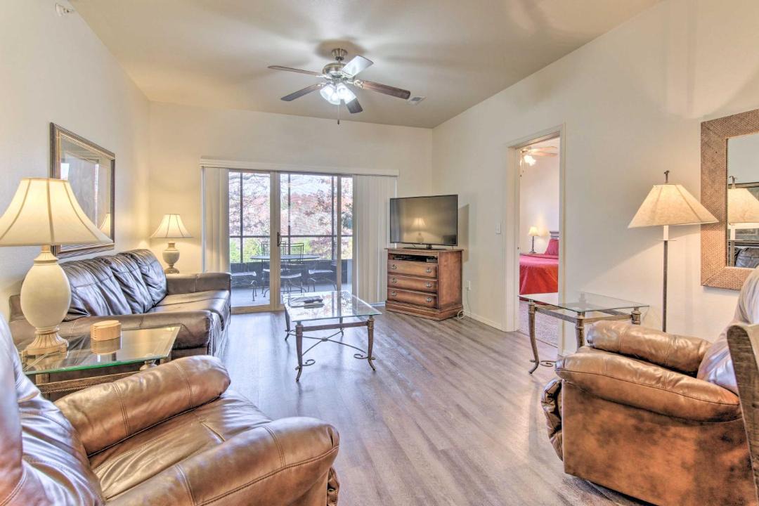 Photo of Livingroom in Branson West
