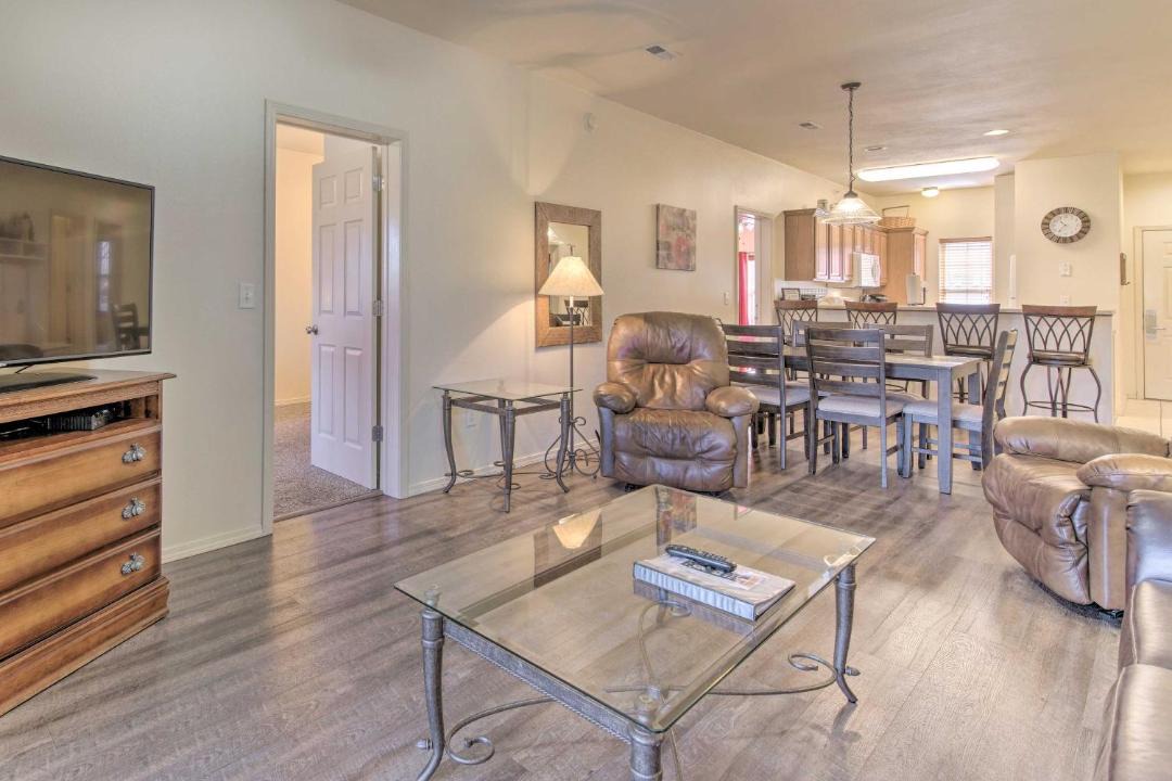 Photo of Livingroom in Branson West