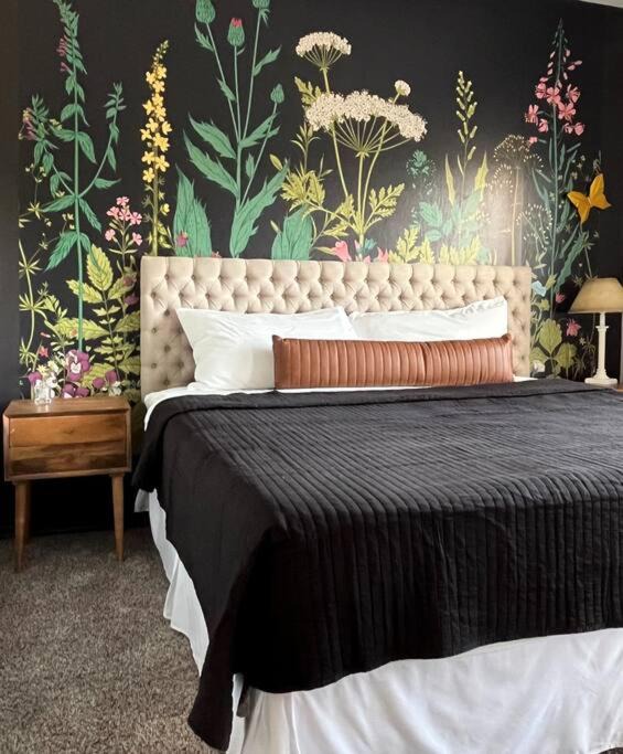 Photo of Bedroom in Branson West
