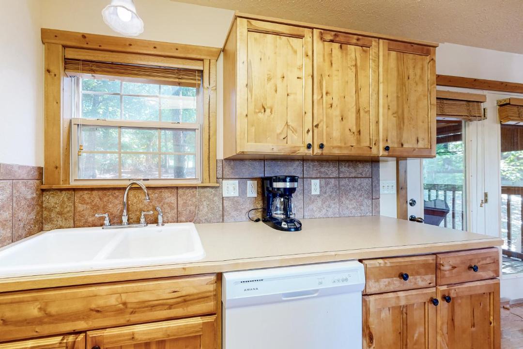 Photo of Kitchen in Reeds Spring
