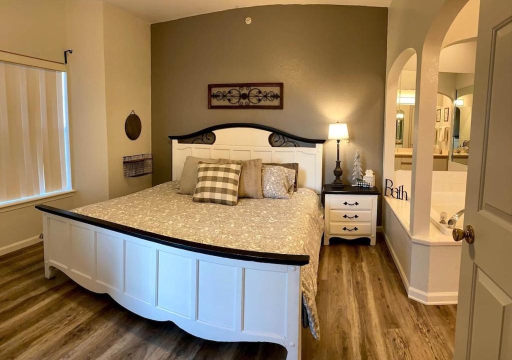 Photo of Bedroom in Branson