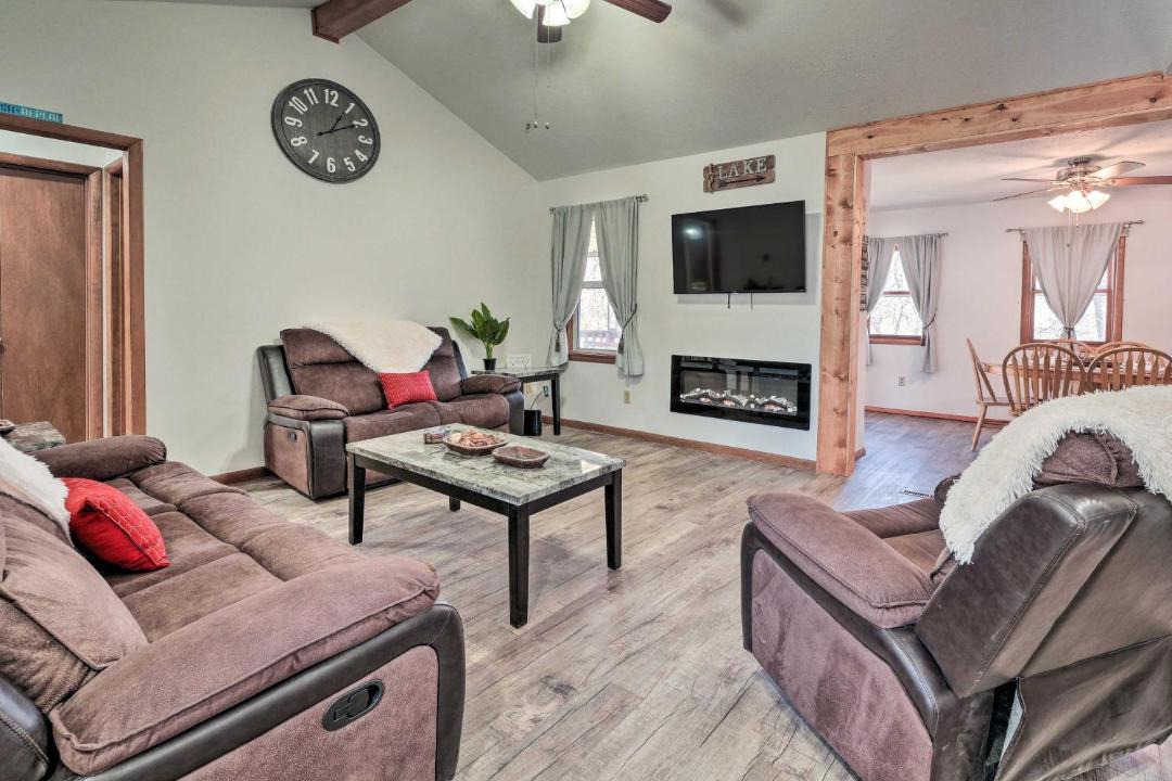 Photo of Livingroom in Branson West