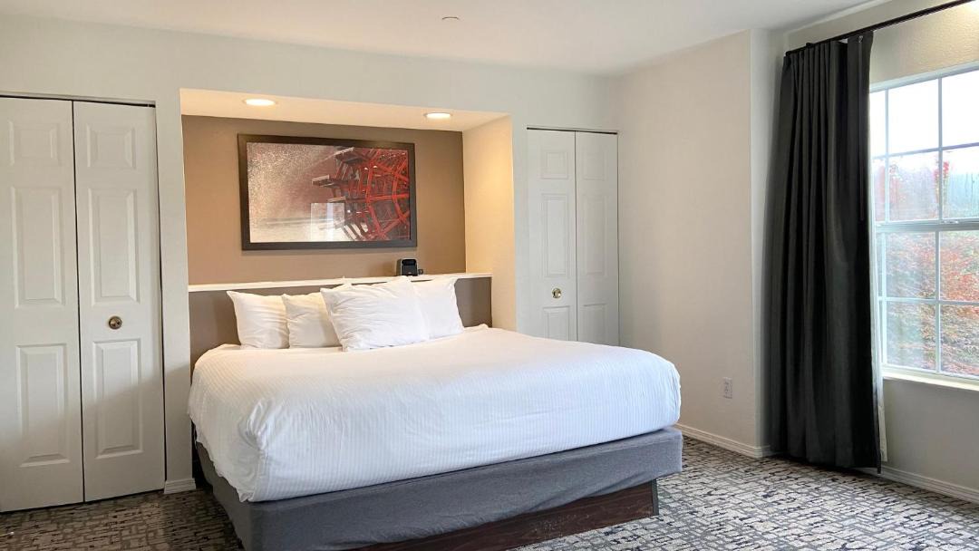 Photo of Bedroom in Branson