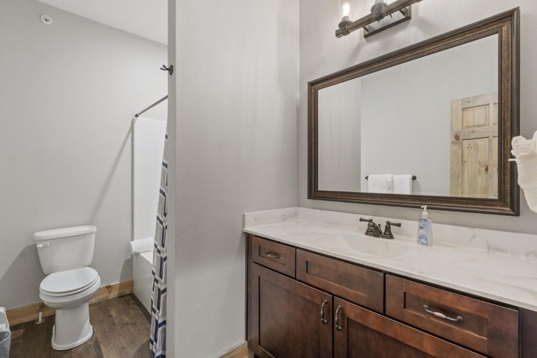 Photo of Bathroom in Table Rock