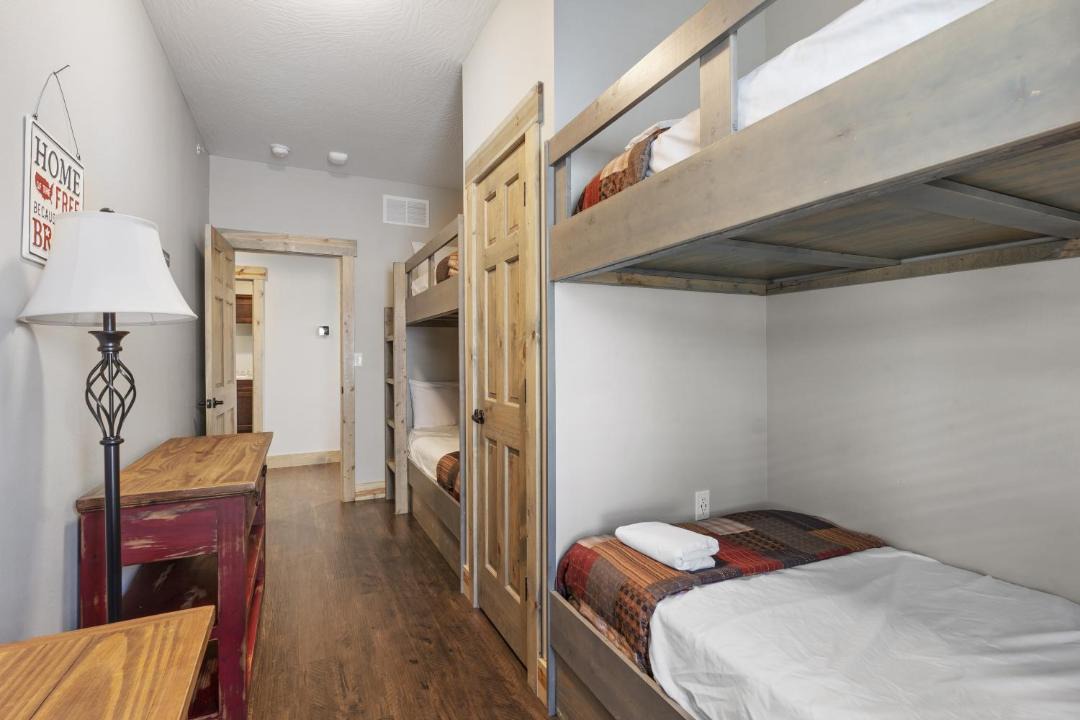 Photo of Bedroom in Table Rock