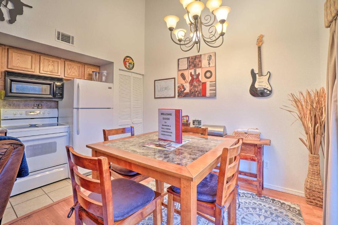 Photo of Livingroom in Table Rock