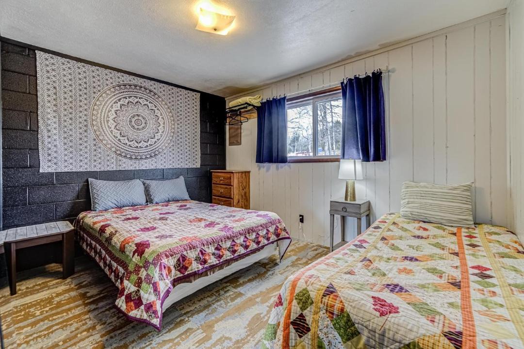 Photo of Bedroom in Kimberling City