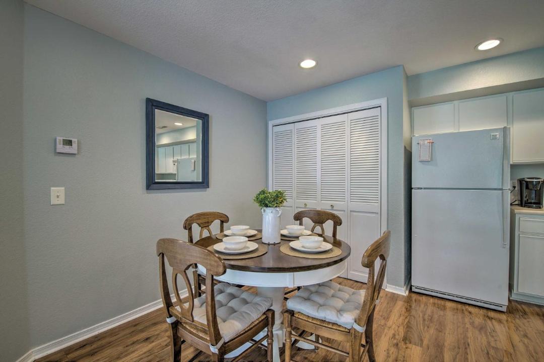 Photo of Livingroom in Kimberling City