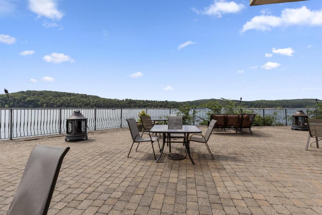 Photo of Patio Balcony in Ridgedale