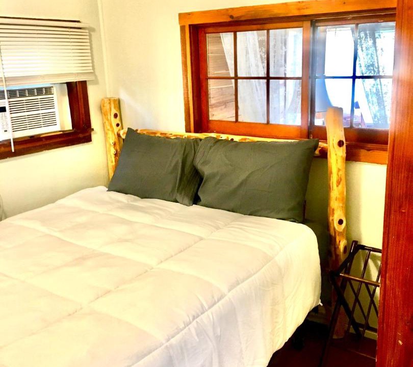 Photo of Bedroom in Rockaway Beach