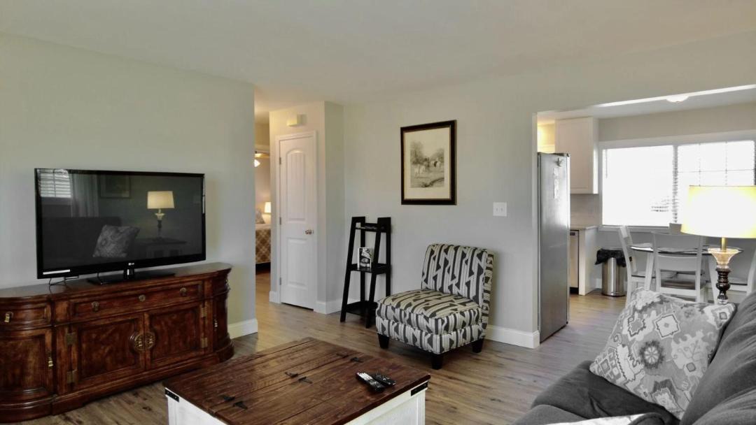 Photo of Livingroom in Branson Theater District
