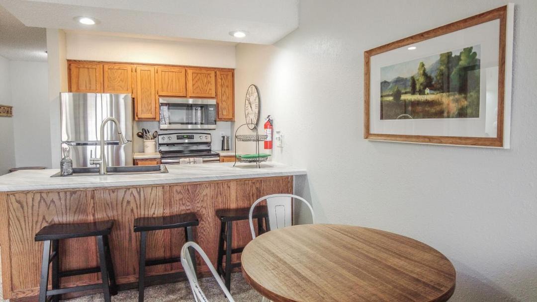 Photo of Livingroom in Notch Estates