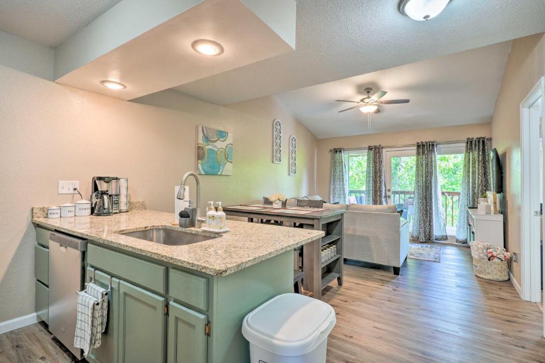 Photo of Others in Notch Estates