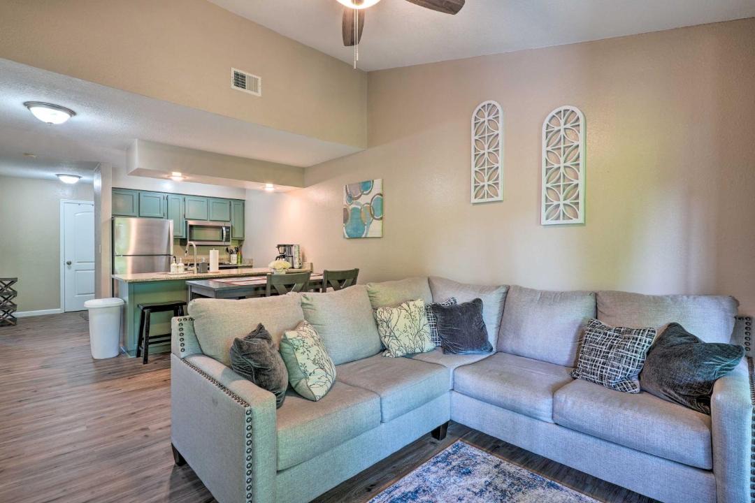 Photo of Livingroom in Notch Estates