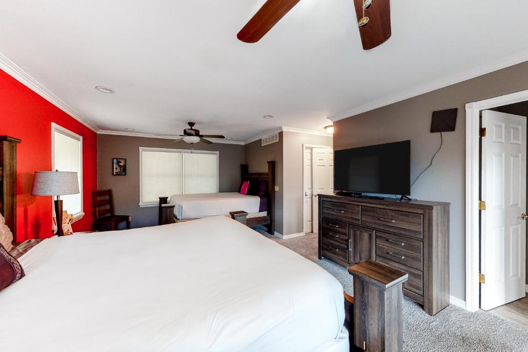 Photo of Bedroom in Branson