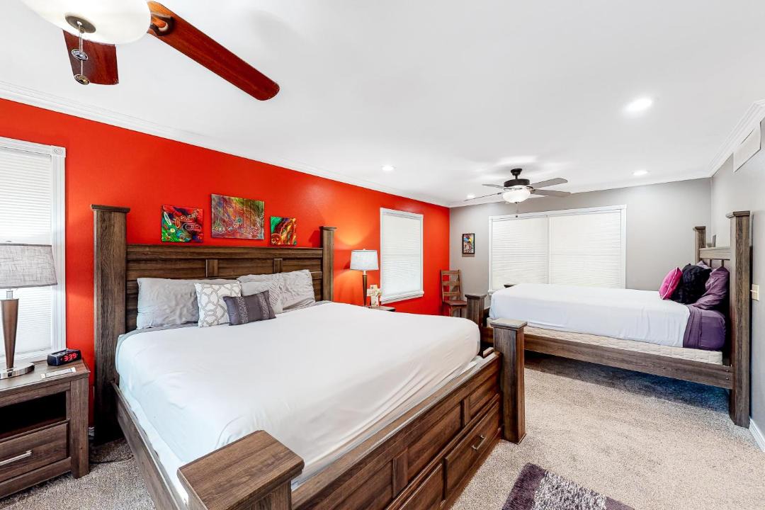Photo of Bedroom in Branson