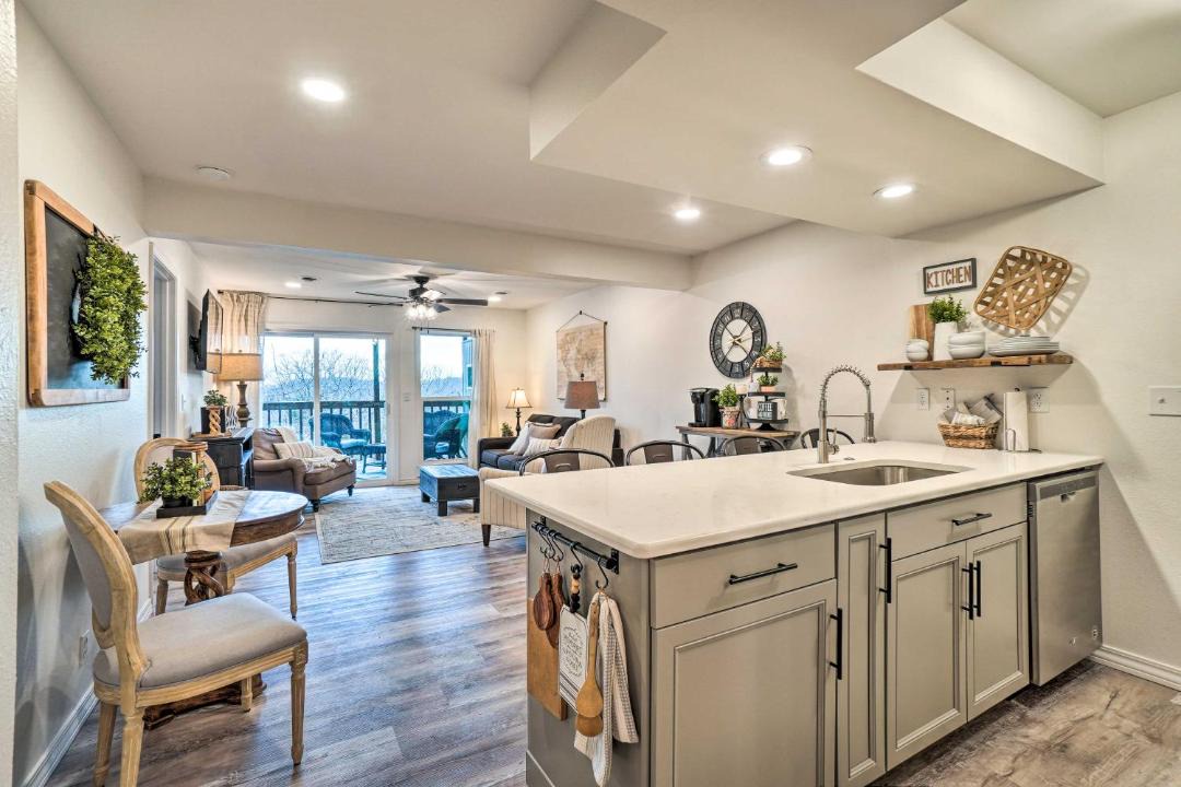 Photo of Others in Notch Estates
