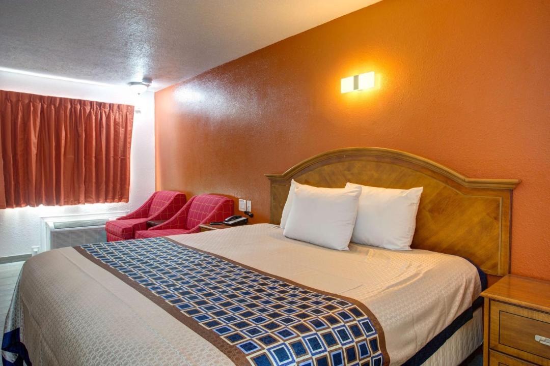 Photo of Bedroom in Branson