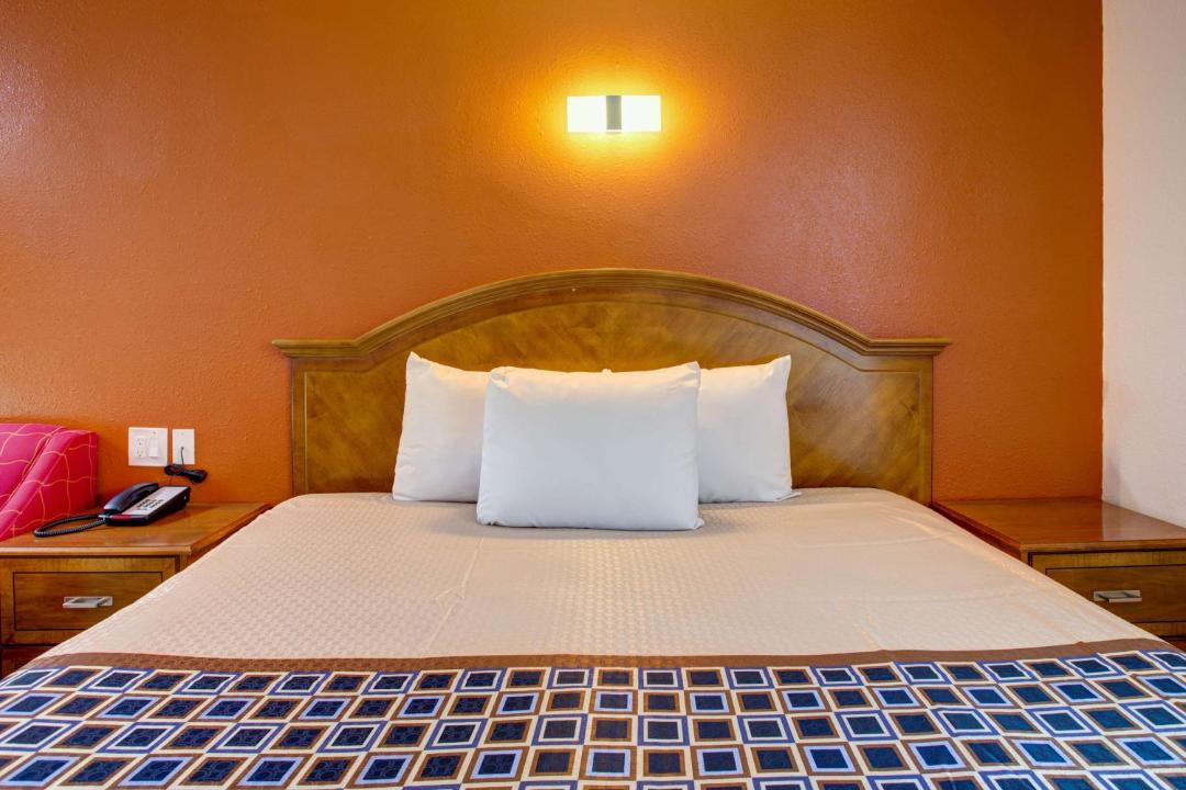 Photo of Bedroom in Branson