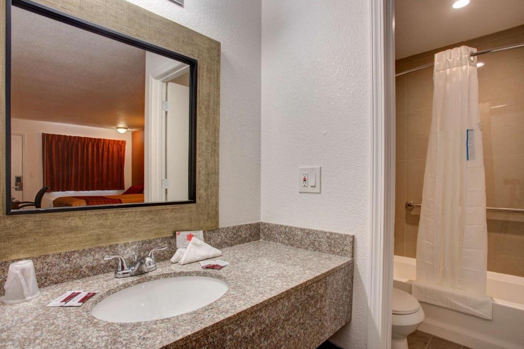 Photo of Bathroom in Branson