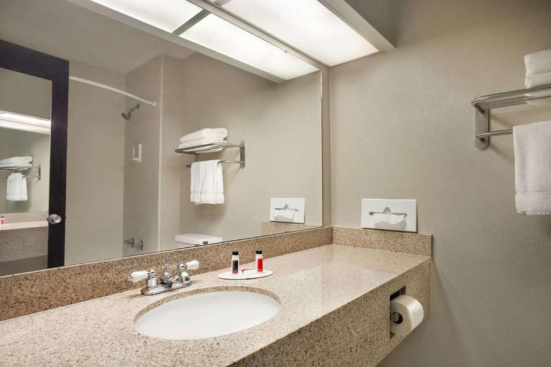 Photo of Bathroom in Shawnee Heights