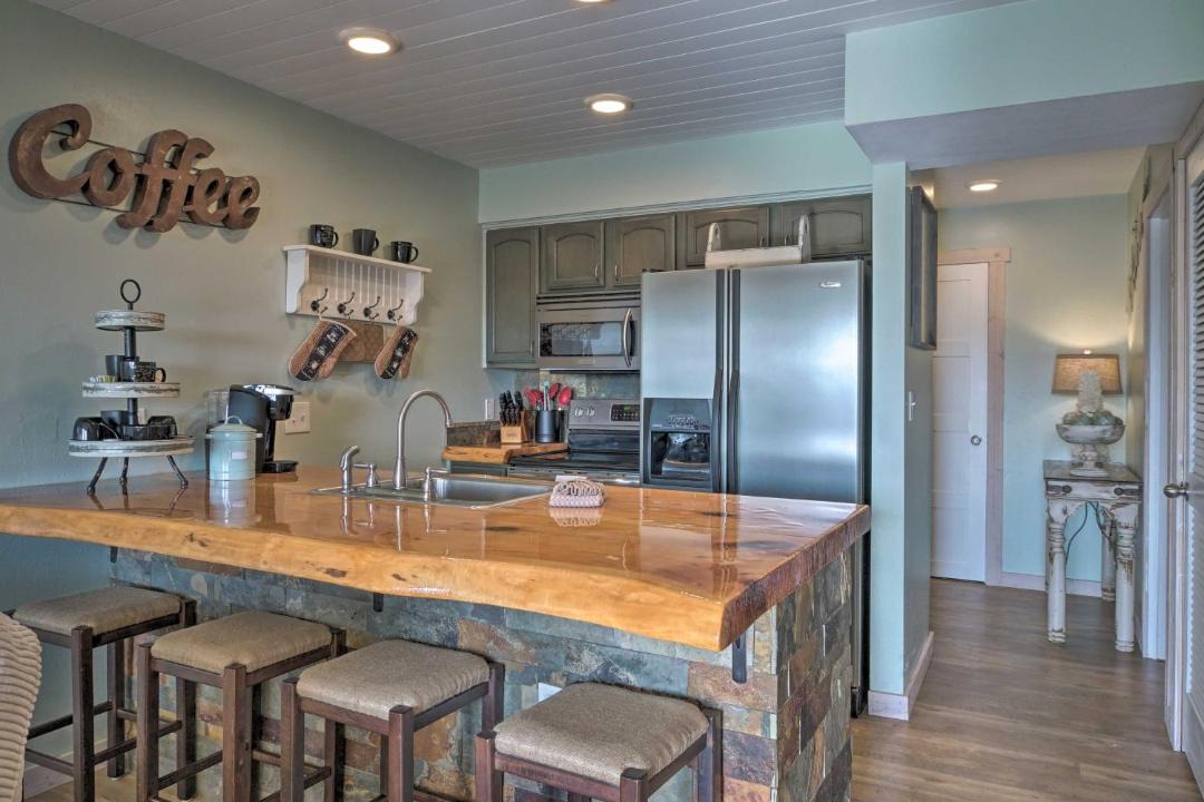 Photo of Others in Notch Estates