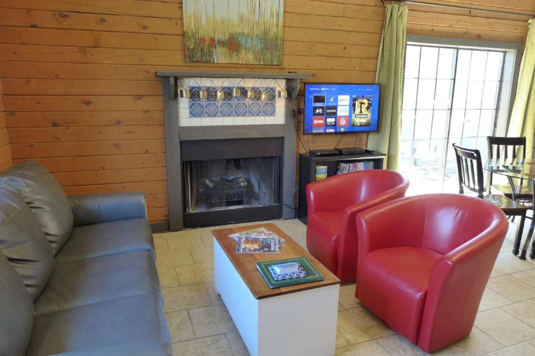 Photo of Livingroom in Table Rock