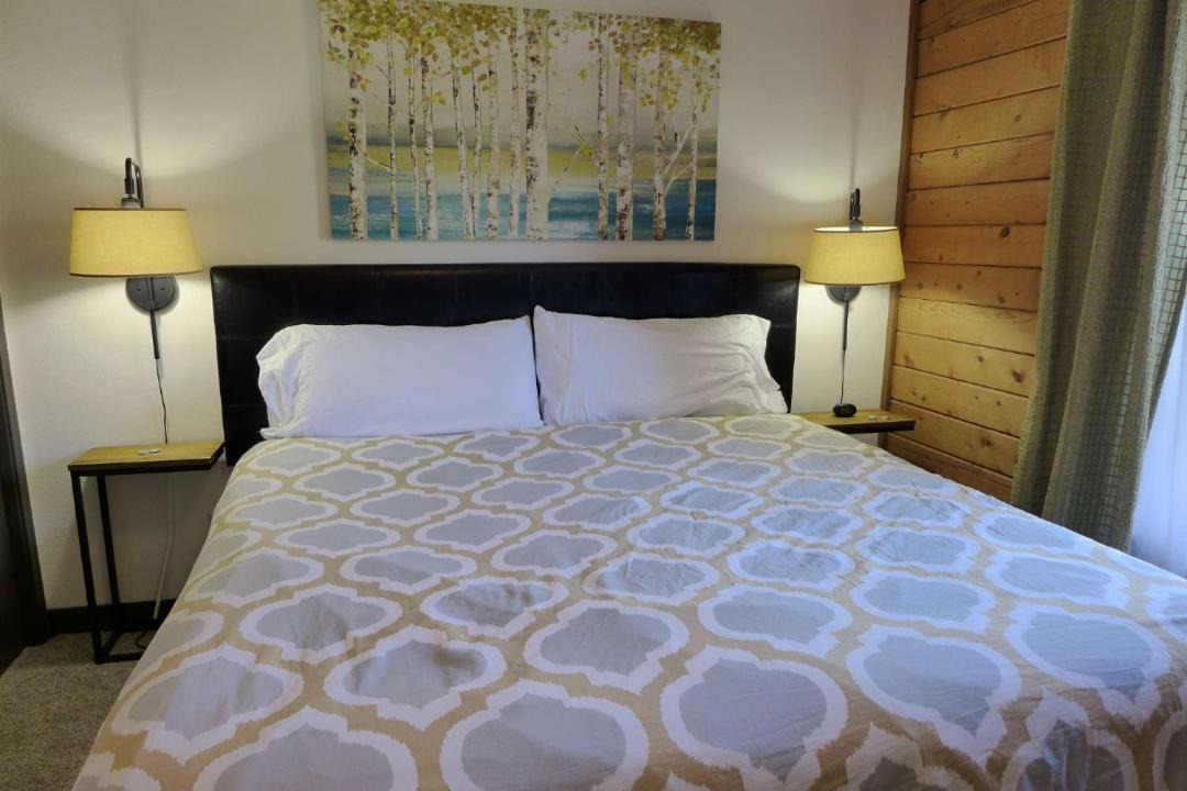 Photo of Bedroom in Table Rock
