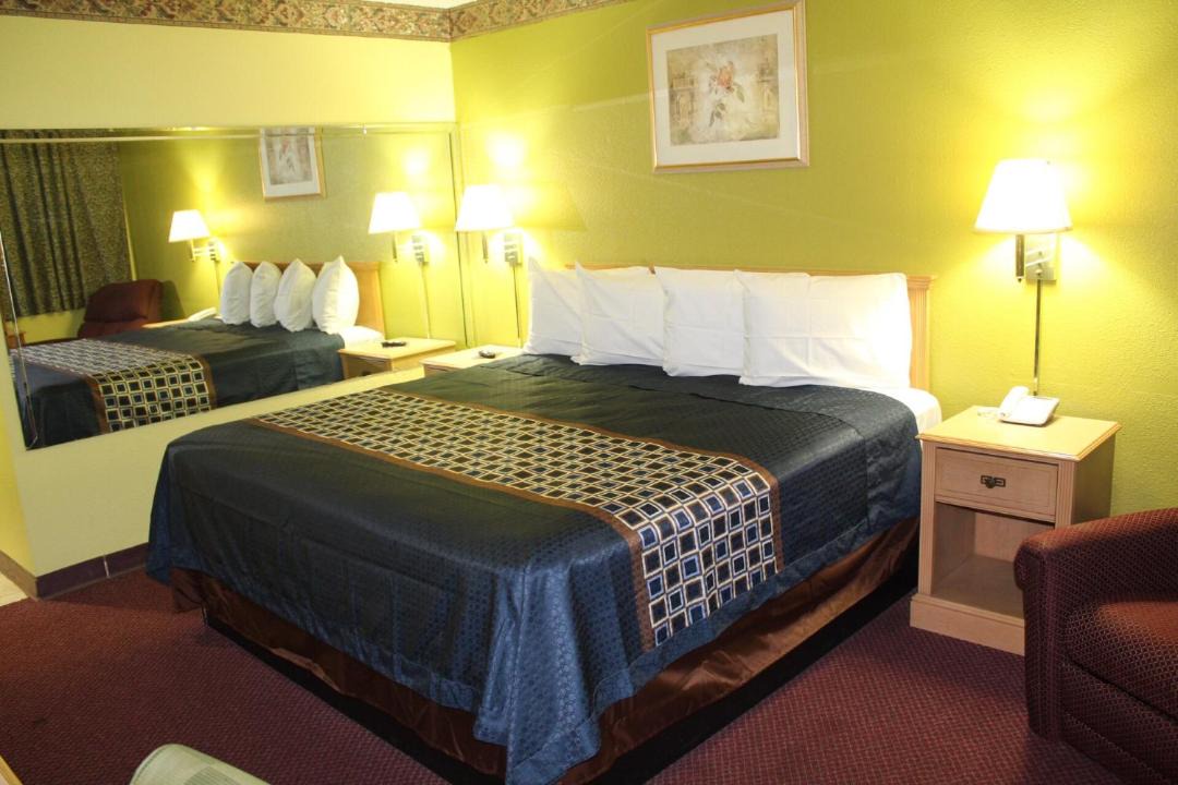 Photo of Bedroom in Hutchinson