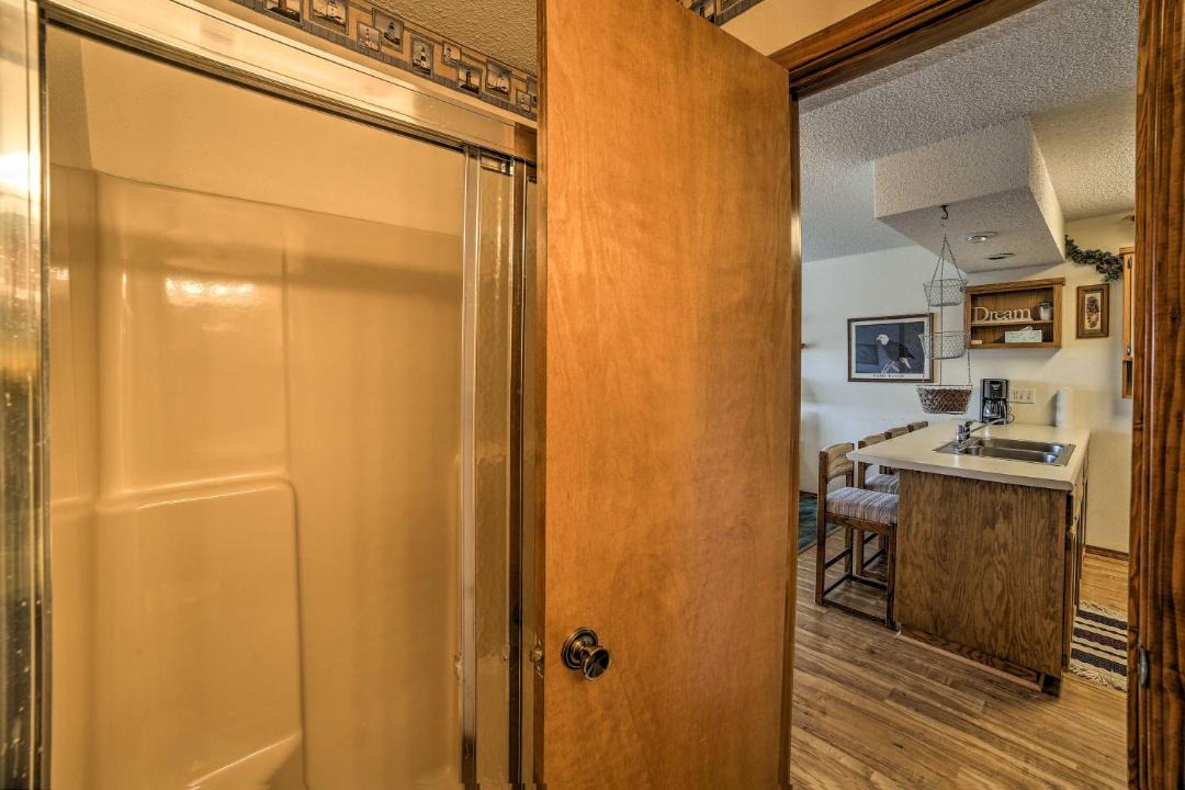 Photo of Others in Notch Estates