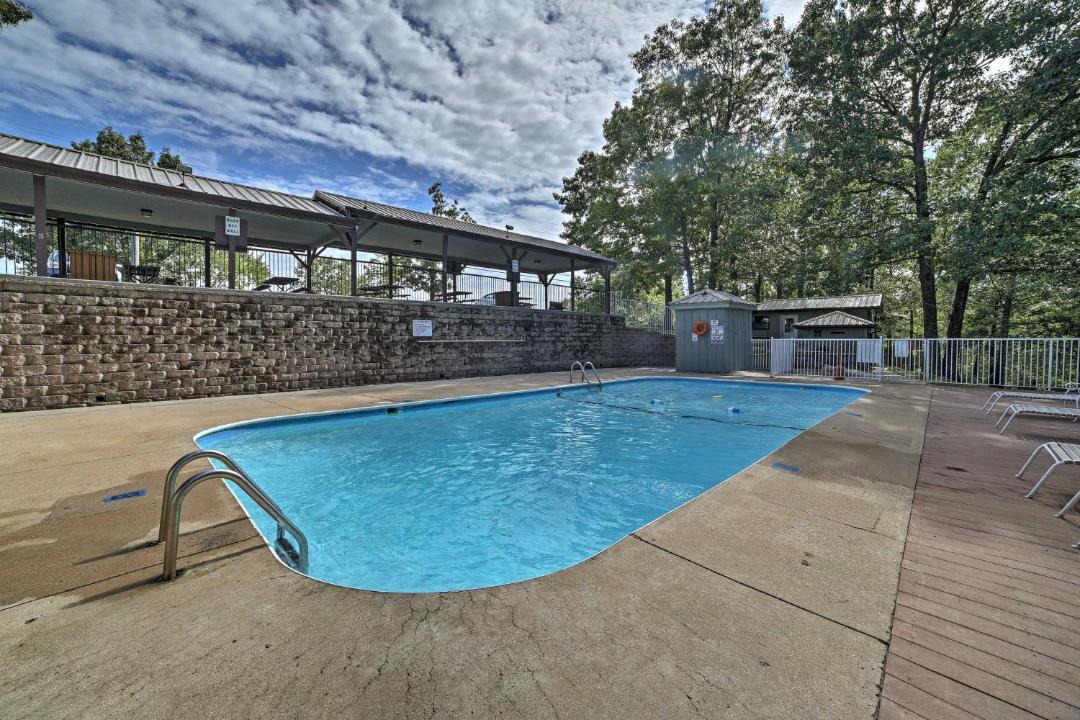 Photo of Others in Notch Estates