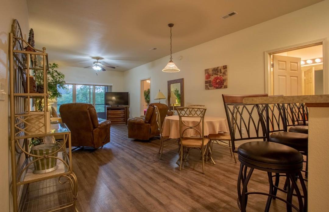 Photo of Livingroom in Branson West