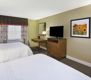 Hampton Inn Suites 