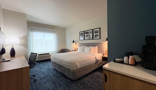 Room, 1 King Bed, Accessible, Non Smoking