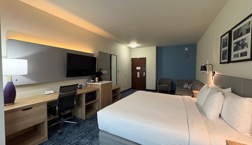 Suite, 1 King Bed with Sofa bed, Accessible, Non Smoking (Upgrade)