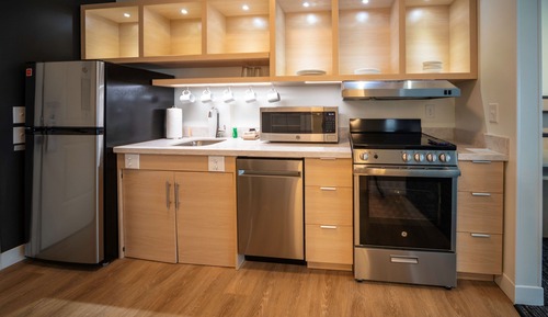 Studio, 1 King Bed (Mobility Accessible, Tub)