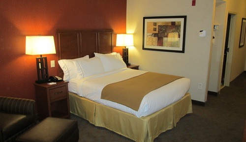 Standard Room, 1 Queen Bed