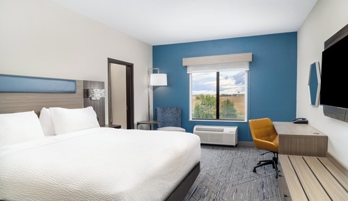 Suite, 1 King Bed, Jetted Tub
