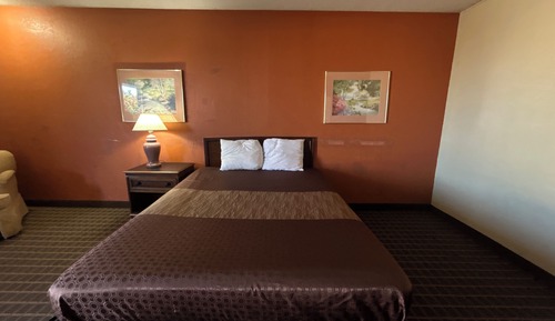 Standard Room, 1 King Bed, Non Smoking, Refrigerator & Microwave