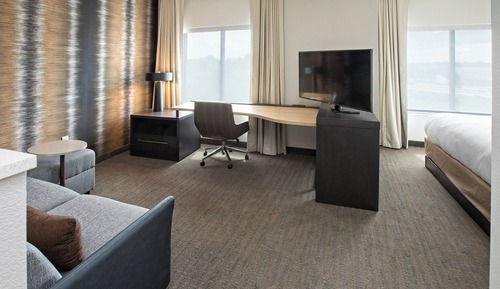 Studio, 1 King Bed with Sofa bed