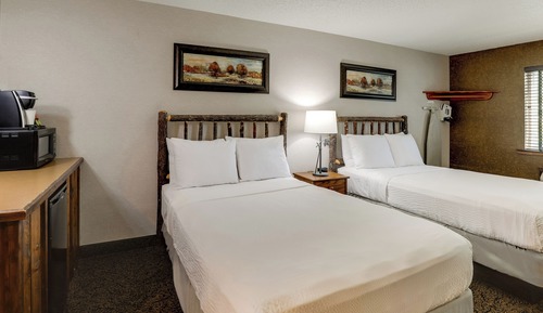 Deluxe Single Room, 2 Double Beds