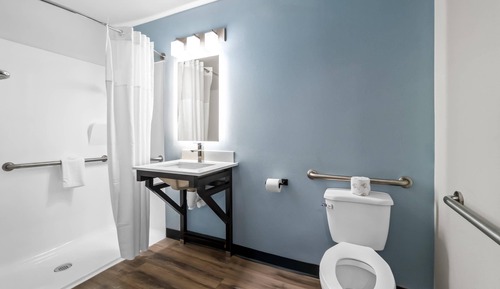 Standard Room, 1 Double Bed, Accessible, Non Smoking