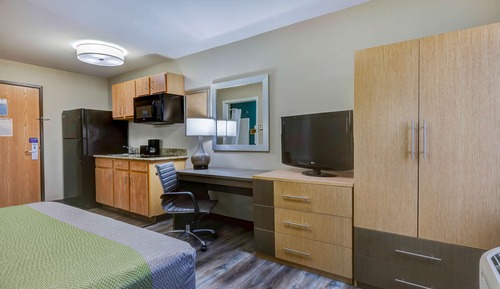 Deluxe Room, 1 King Bed, Non Smoking