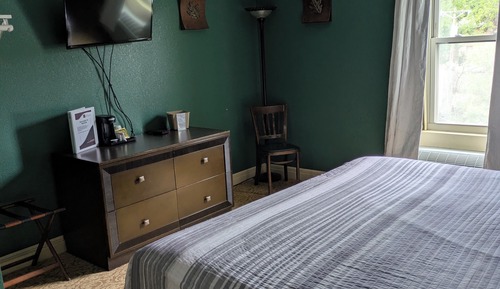 Classic Single Room