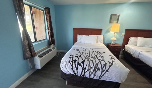 Room, 2 Queen Beds, Non Smoking