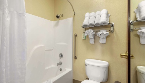 Standard Room, 2 Queen Beds, Non Smoking