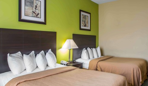 Standard Room, 2 Queen Beds, Non Smoking