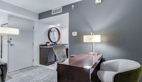 Suite, 1 King Bed, Accessible, Non Smoking (Roll-In Shower)
