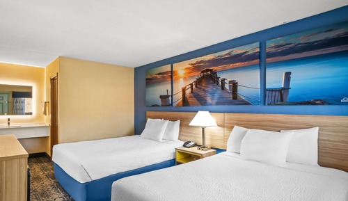 Room, 2 Queen Beds, Non Smoking (Second Floor)