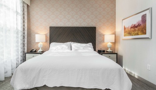 Suite, 1 King Bed, Non Smoking
